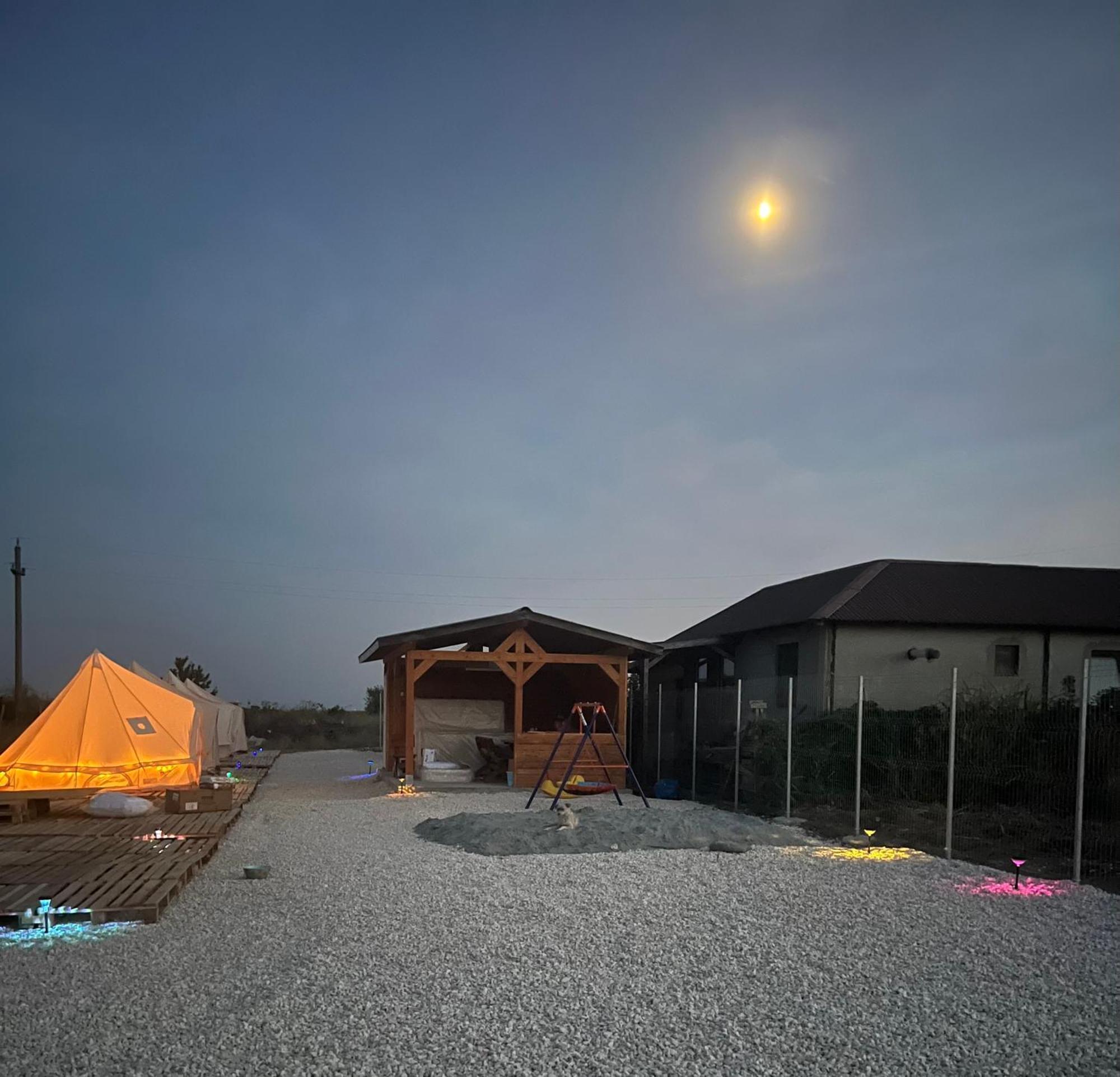 Meme Glamping Otel Corbu  Dış mekan fotoğraf